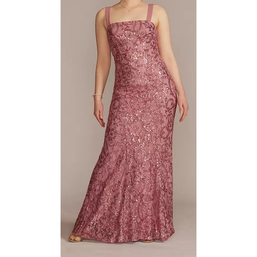 Square Neck Long Lace Dress with Illusion Waist Gown